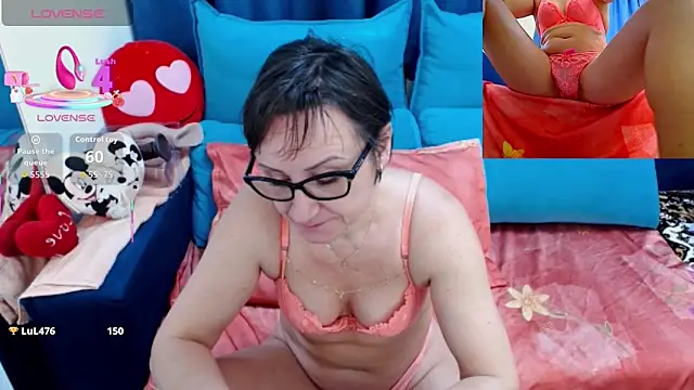 Snapshot of SexyNicolleX chatting on February 18, 5:42 pm SexyNicolleX online show from February 18, 5:42 pm