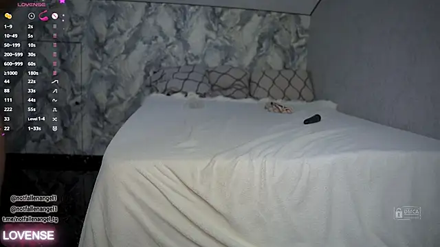 DiamondAnna online show from November 6, 9:30 pm