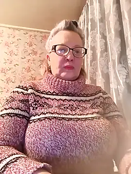 Snapshot of Cerd_Ayaz chatting on February 13, 7:25 pm Cerd Ayaz online show from February 13, 7:25 pm