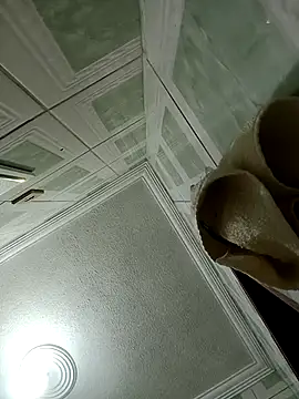 AzureKnee online show from September 22, 6:03 pm