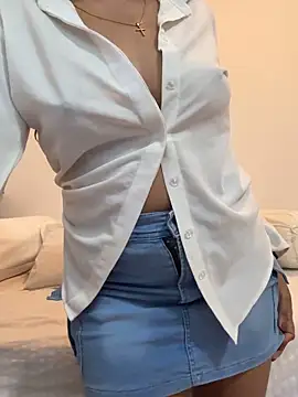 angelwavy online show from February 2, 1:04 am