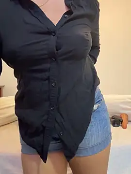 angelwavy online show from February 11, 12:43 am