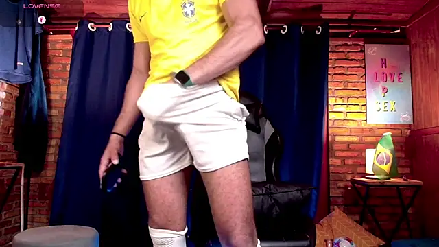 PedroMancini online show from February 7, 2:47 pm