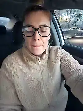 HollyTattoo online show from December 4, 1:47 pm