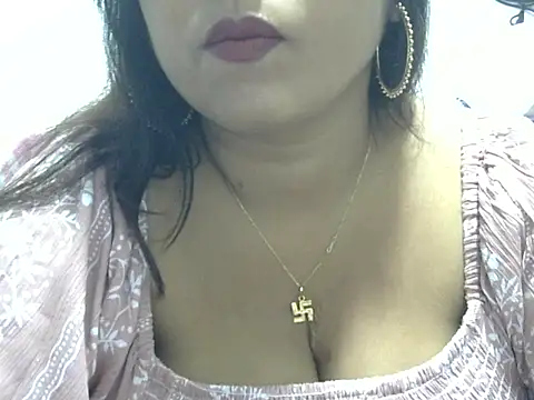 ROSEE MERRYYYY online show from April 15, 6:12 pm