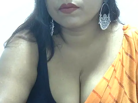 Snapshot of ROSEE_MERRYYYY chatting on October 24, 9:41 am ROSEE MERRYYYY online show from October 24, 9:41 am