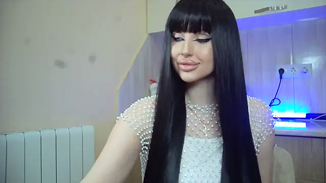 Snapshot of Lady_Joli chatting on June 12, 5:32 pm Lady Joli online show from June 12, 5:32 pm
