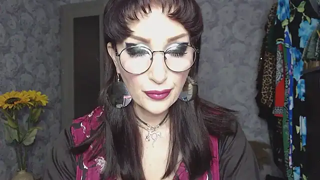 Aziza1 online show from April 8, 1:45 pm