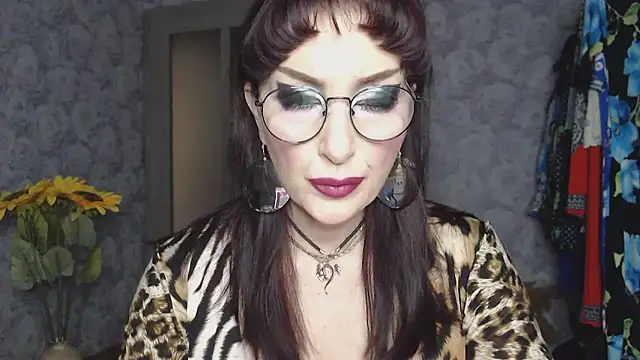 Aziza1 online show from April 18, 1:13 pm