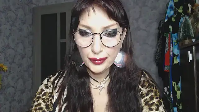 Aziza1 online show from November 25, 8:42 pm