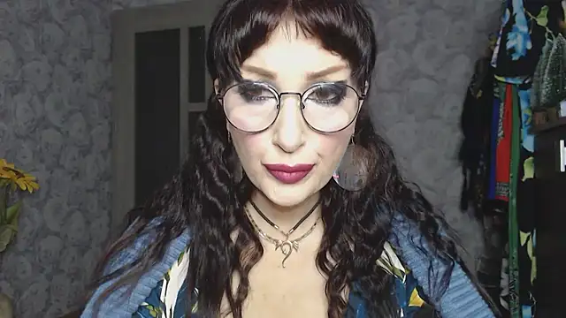 Aziza1 online show from November 18, 8:34 pm