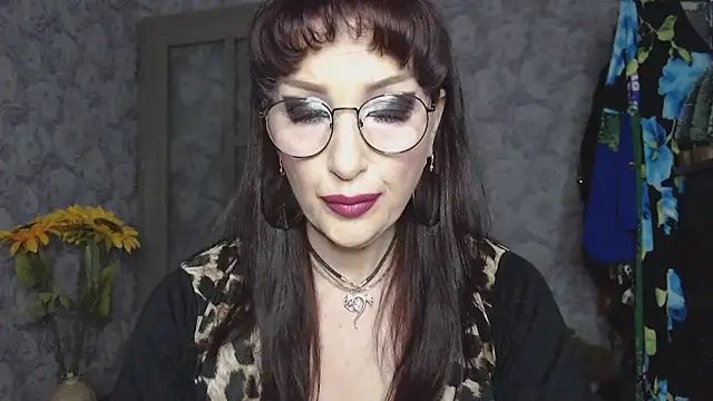 Aziza1 online show from May 23, 12:59 pm