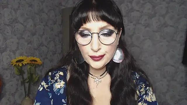 Snapshot of Aziza1 chatting on March 12, 3:07 pm Aziza1 online show from March 12, 3:07 pm