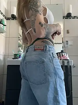 Etwas neugierig online show from April 8, 8:16 am