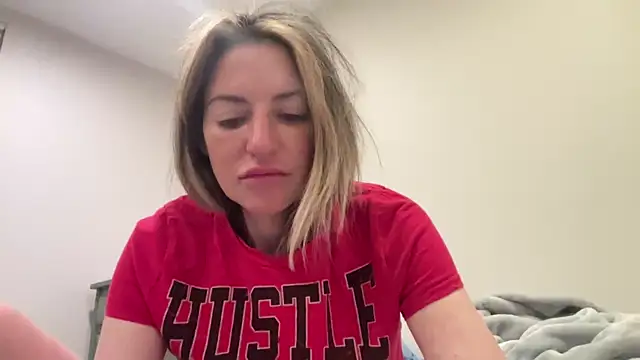 AmandaStarryNight online show from December 10, 4:45 am