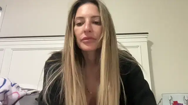 Snapshot of AmandaStarryNight chatting on February 18, 4:47 pm AmandaStarryNight online show from February 18, 4:47 pm