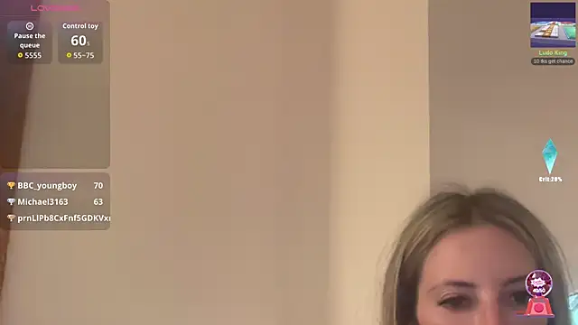 AmandaStarryNight online show from April 2, 3:35 am