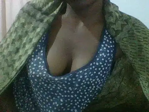 Snapshot of Hamie_sexy chatting on September 24, 8:37 pm Hamie sexy online show from September 24, 8:37 pm
