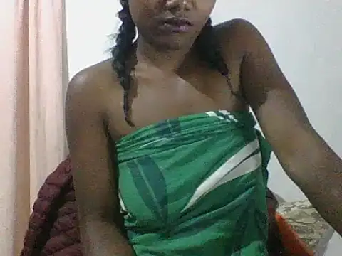 Snapshot of Hamie_sexy chatting on October 9, 3:56 pm Hamie sexy online show from October 9, 3:56 pm