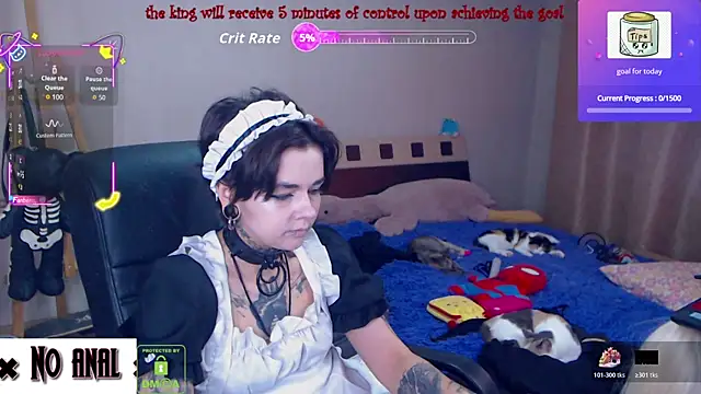 Snapshot of Dark__Elf chatting on May 4, 9:06 pm Dark Elf online show from May 4, 9:06 pm