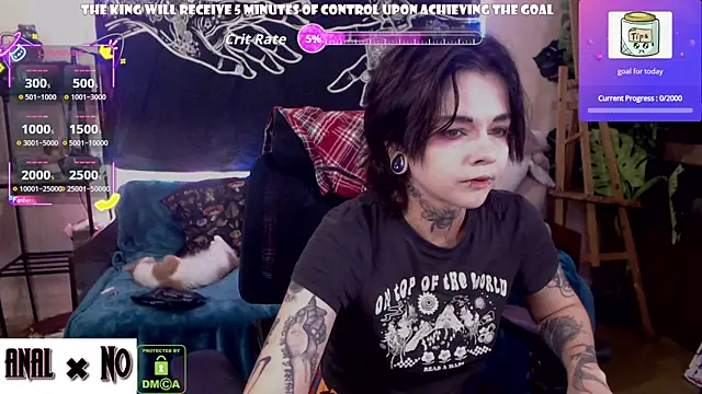 Snapshot of Dark__Elf chatting on June 24, 9:23 pm Dark Elf online show from June 24, 9:23 pm