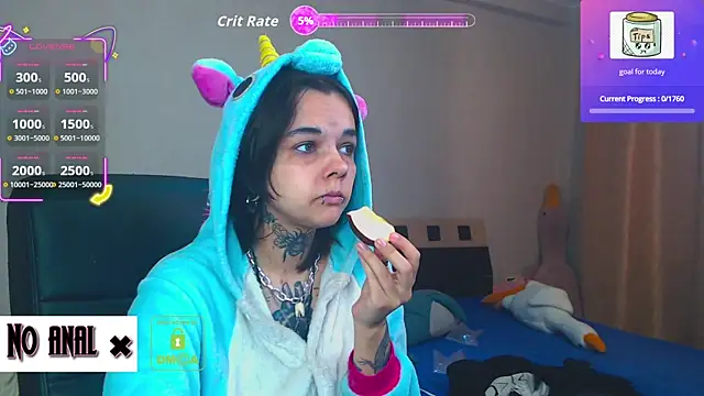 Snapshot of Dark__Elf chatting on October 15, 9:23 pm Dark Elf online show from October 15, 9:23 pm