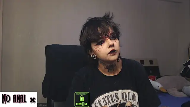 Snapshot of Dark__Elf chatting on March 17, 10:08 pm Dark Elf online show from March 17, 10:08 pm