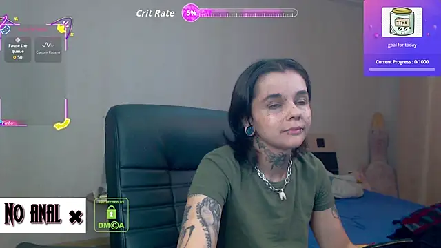 Snapshot of Dark__Elf chatting on November 4, 11:08 pm Dark Elf online show from November 4, 11:08 pm