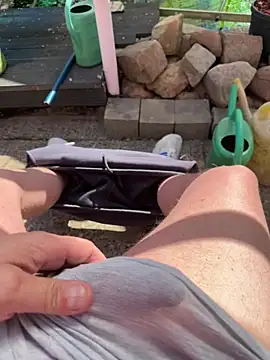 frechsein online show from April 8, 11:55 am