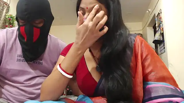 Elina Raj online show from February 26, 5:42 pm