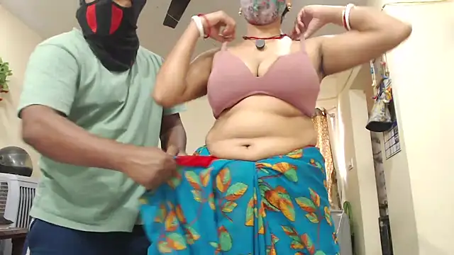 Elina Raj online show from March 17, 8:18 am