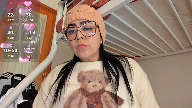 Silver Lovee online show from March 20, 1:23 pm