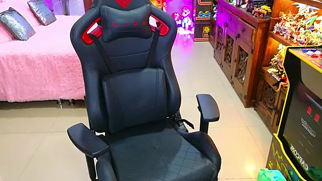 Snapshot of ambarEvans chatting on February 5, 8:25 pm ambarEvans online show from February 5, 8:25 pm