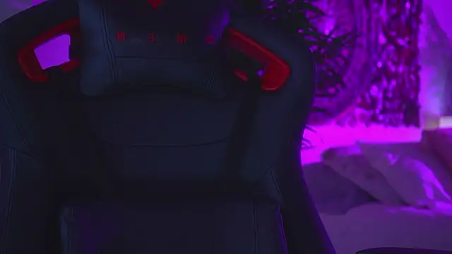 ambarEvans online show from March 20, 3:18 am