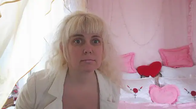 SunnySylvia online show from February 23, 7:33 am