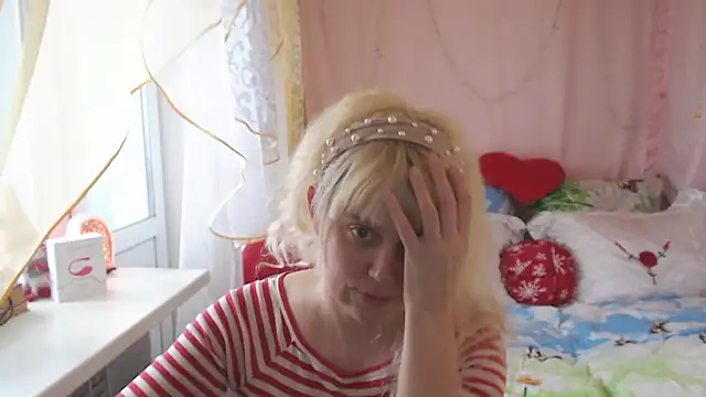 SunnySylvia online show from March 2, 6:16 am