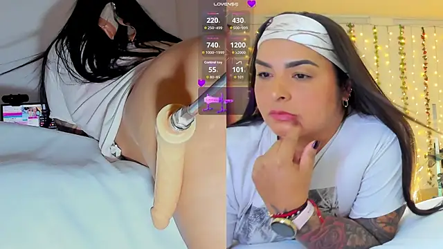 Snapshot of Alessandra_Smith chatting on September 28, 8:05 pm Alessandra Smith online show from September 28, 8:05 pm