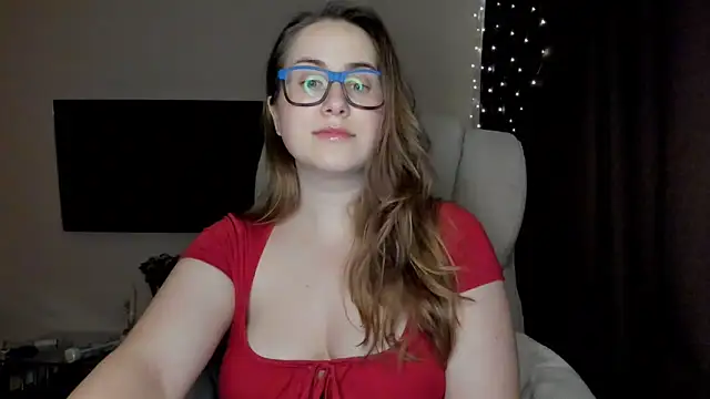 Snapshot of SeasonalSomeone chatting on October 23, 11:25 pm SeasonalSomeone online show from October 23, 11:25 pm