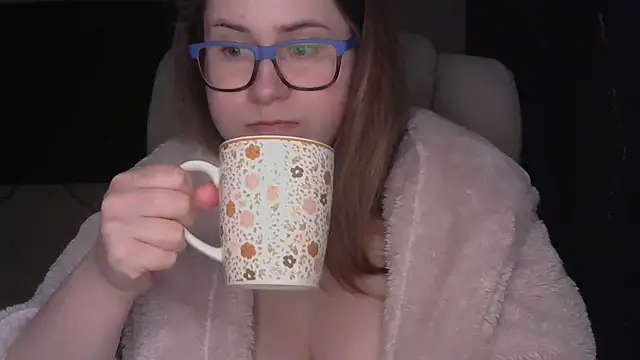 SeasonalSomeone online show from February 9, 10:08 pm