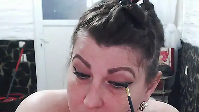 piticaforever online show from October 6, 1:34 pm