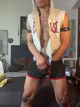 sashamate online show from December 9, 12:30 pm