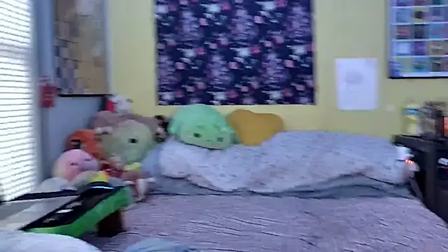 Snapshot of LordSpunFun chatting on February 21, 10:59 pm LordSpunFun online show from February 21, 10:59 pm