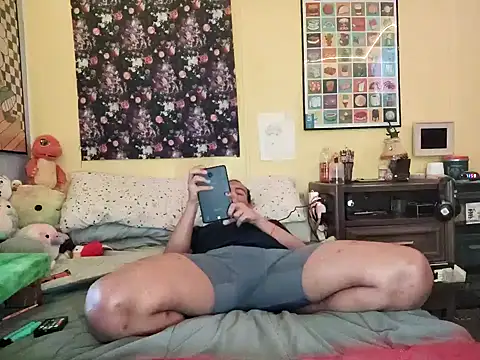 Snapshot of LordSpunFun chatting on February 9, 1:00 am LordSpunFun online show from February 9, 1:00 am