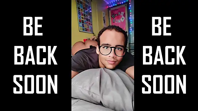 Snapshot of LordSpunFun chatting on December 30, 12:22 am LordSpunFun online show from December 30, 12:22 am