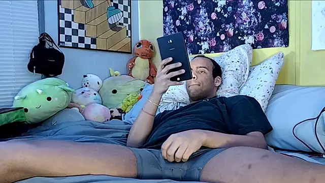 Snapshot of LordSpunFun chatting on February 11, 7:23 am LordSpunFun online show from February 11, 7:23 am