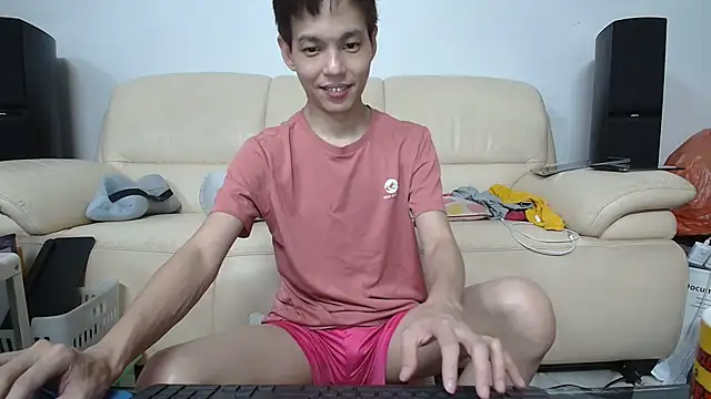 Snapshot of andrewooi chatting on June 19, 2:12 pm andrewooi online show from June 19, 2:12 pm