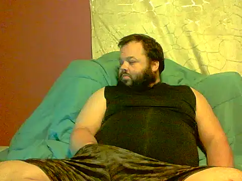 Strongbutgentle36 online show from October 19, 9:12 am