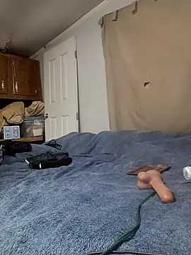 MaddyC6992 online show from March 27, 4:43 am