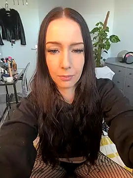 Trixie-Tainted online show from October 19, 12:41 pm