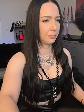 Trixie-Tainted online show from March 13, 4:23 pm